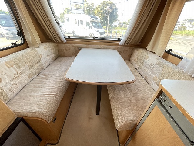 キャンピングカー トレーラー ﾄﾘｶﾞﾉ ｴﾒﾛｰﾄﾞ370　現状販売車