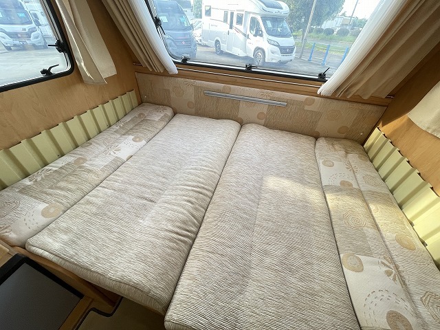 キャンピングカー トレーラー ﾄﾘｶﾞﾉ ｴﾒﾛｰﾄﾞ370　現状販売車
