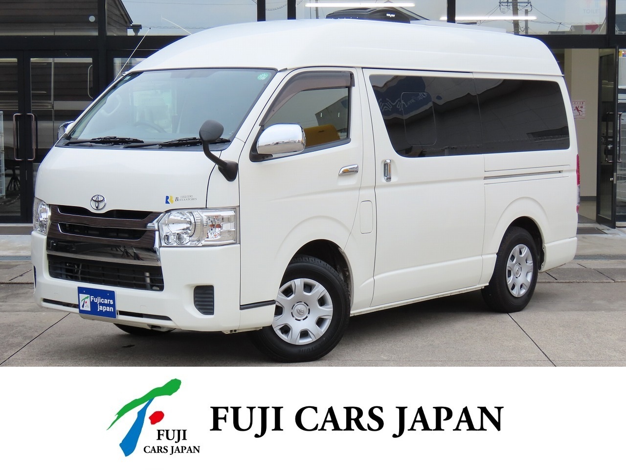 キャンピングカー バンコン ハイエース リンエイ製　バカンチェス