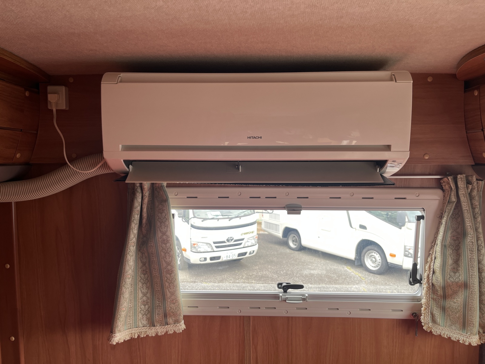 キャンピングカー キャブコン ﾅｯﾂRV ｸﾚｱ5.0R 家庭用AC FFﾋｰﾀｰ 冷蔵庫
