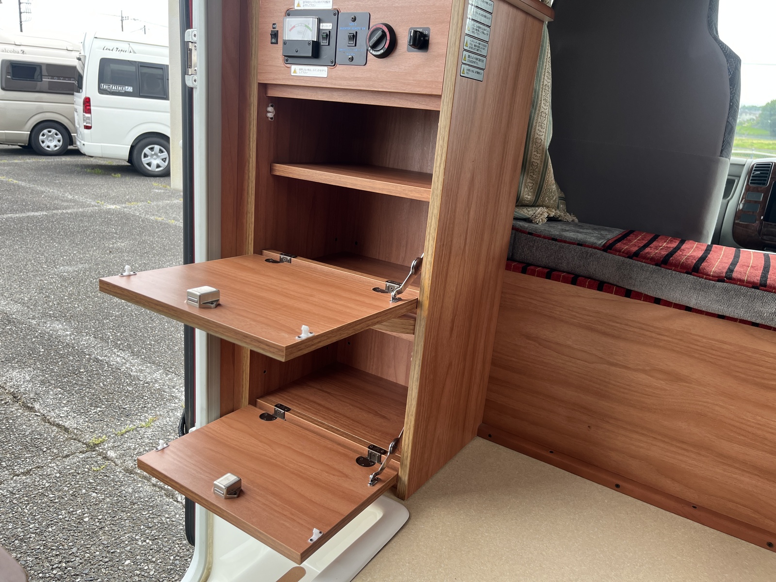 キャンピングカー キャブコン ﾅｯﾂRV ｸﾚｱ5.0R 家庭用AC FFﾋｰﾀｰ 冷蔵庫