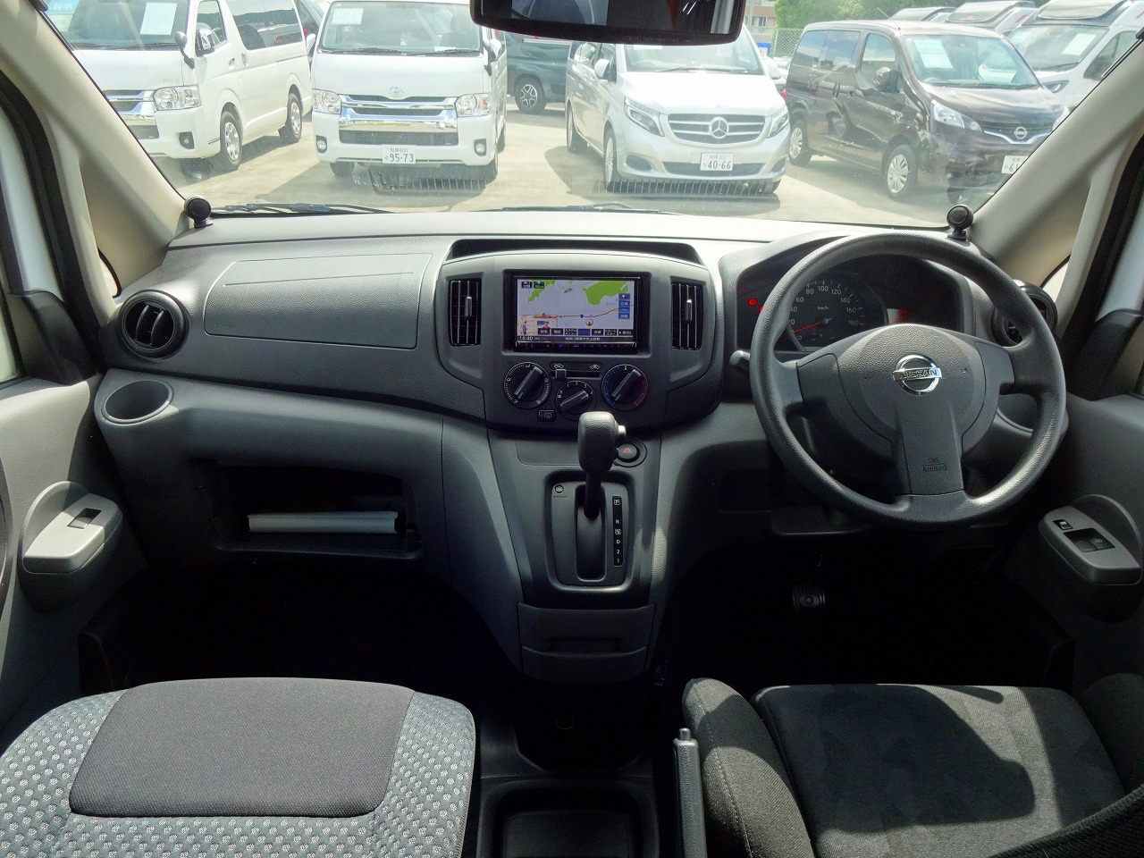 キャンピングカー キャブコン NV200ﾊﾞﾈｯﾄ AtoZ ｱﾙﾌｧ FF ｲﾝﾊﾞｰﾀｰ