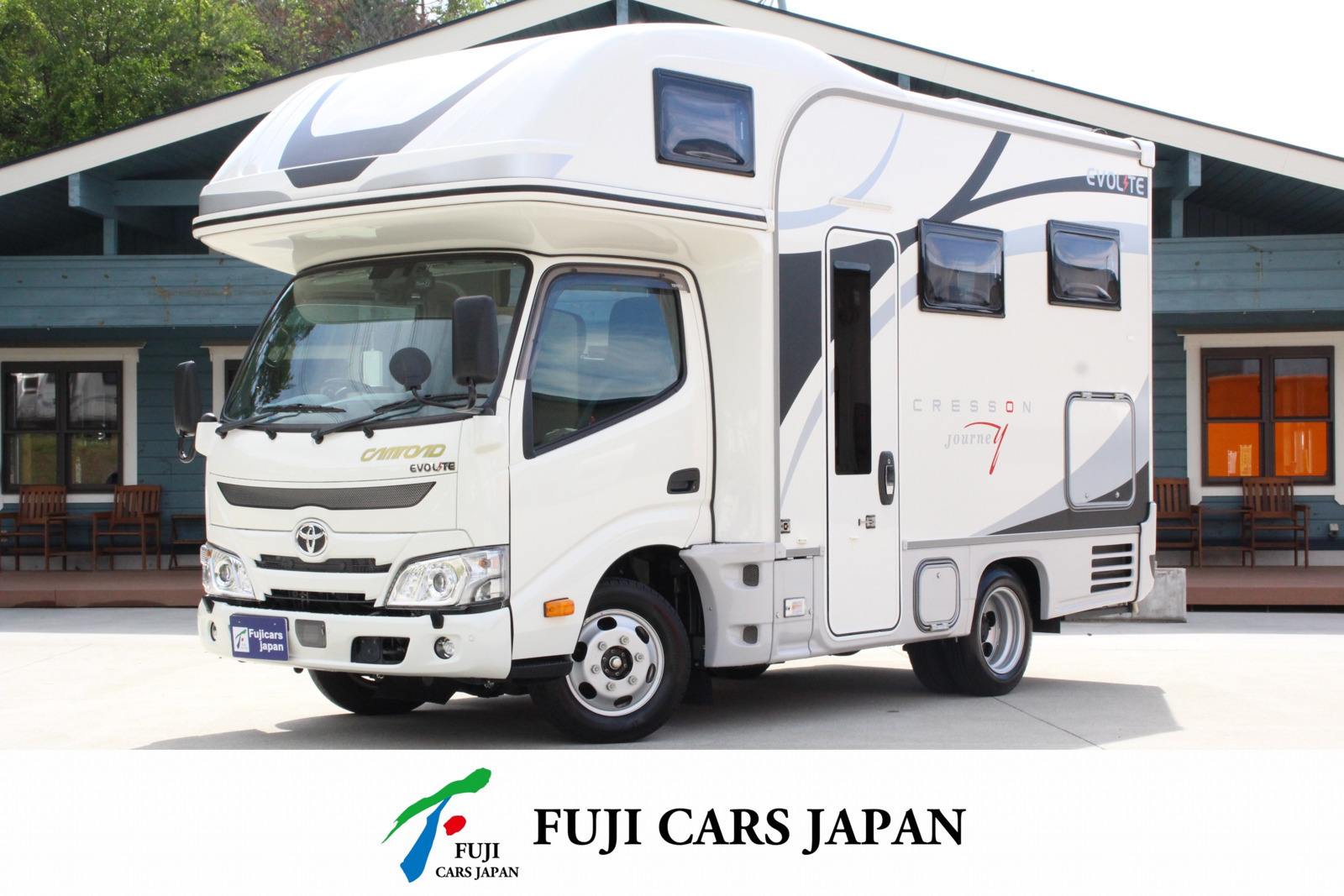 キャンピングカー キャブコン カムロード クレソンジャーニーXエボライトLi 4WD