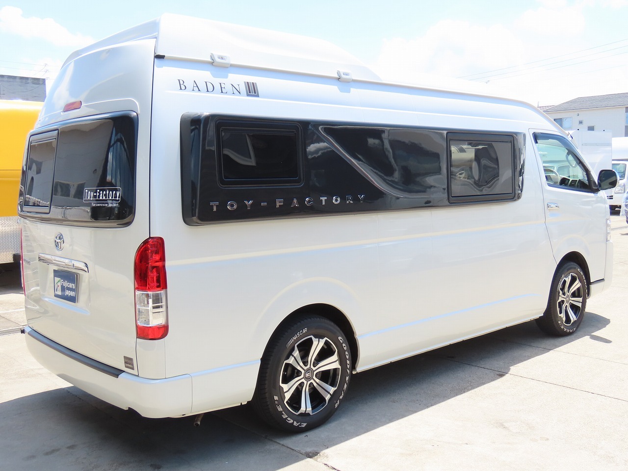 キャンピングカー バンコン ﾊｲｴｰｽ ﾊﾞｰﾃﾞﾝｸﾞﾗﾝﾃﾞ ｶﾘﾓｸ 4WD