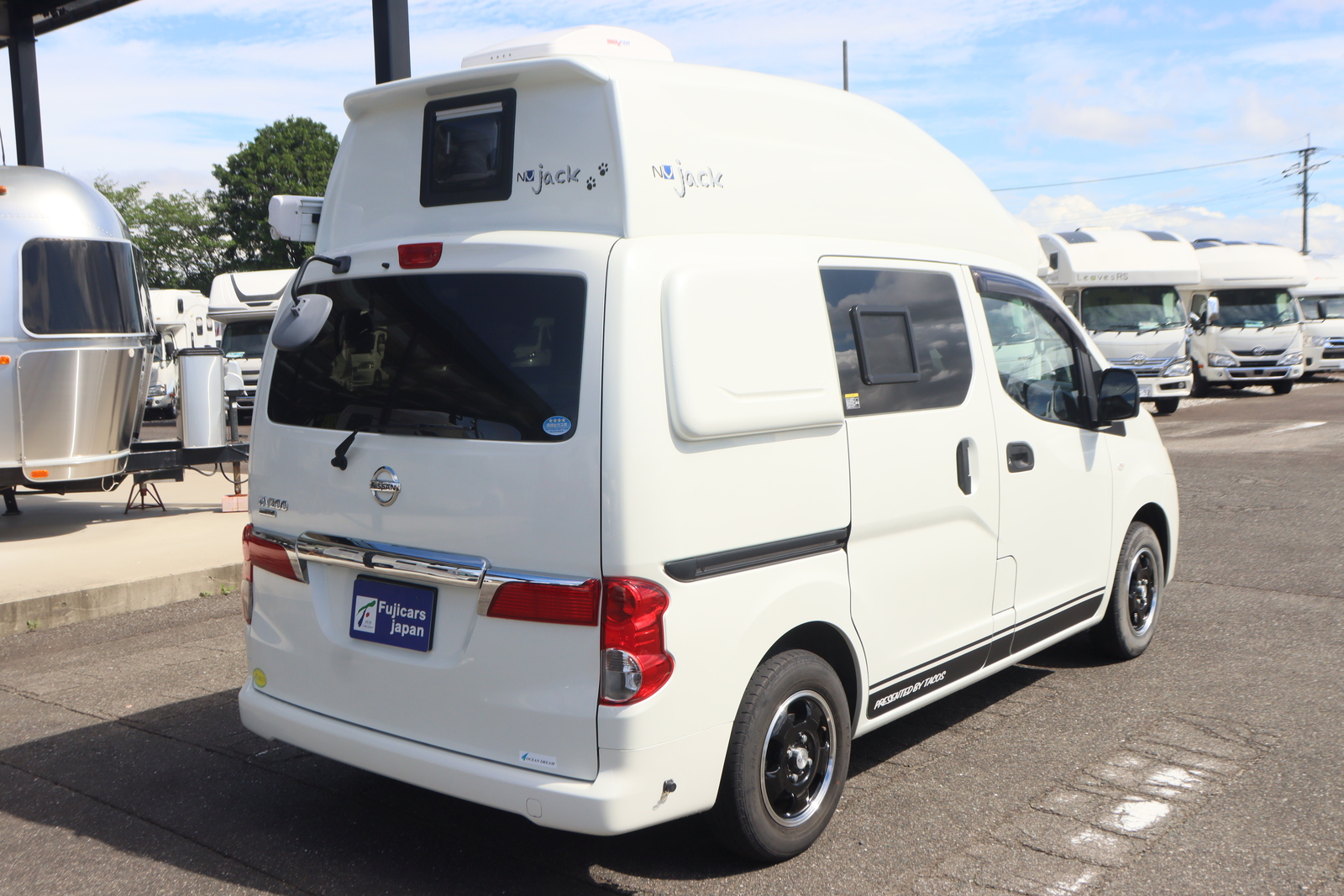 キャンピングカー バンコン NV200ﾊﾞﾈｯﾄ ﾀｺｽ NVｼﾞｬｯｸ