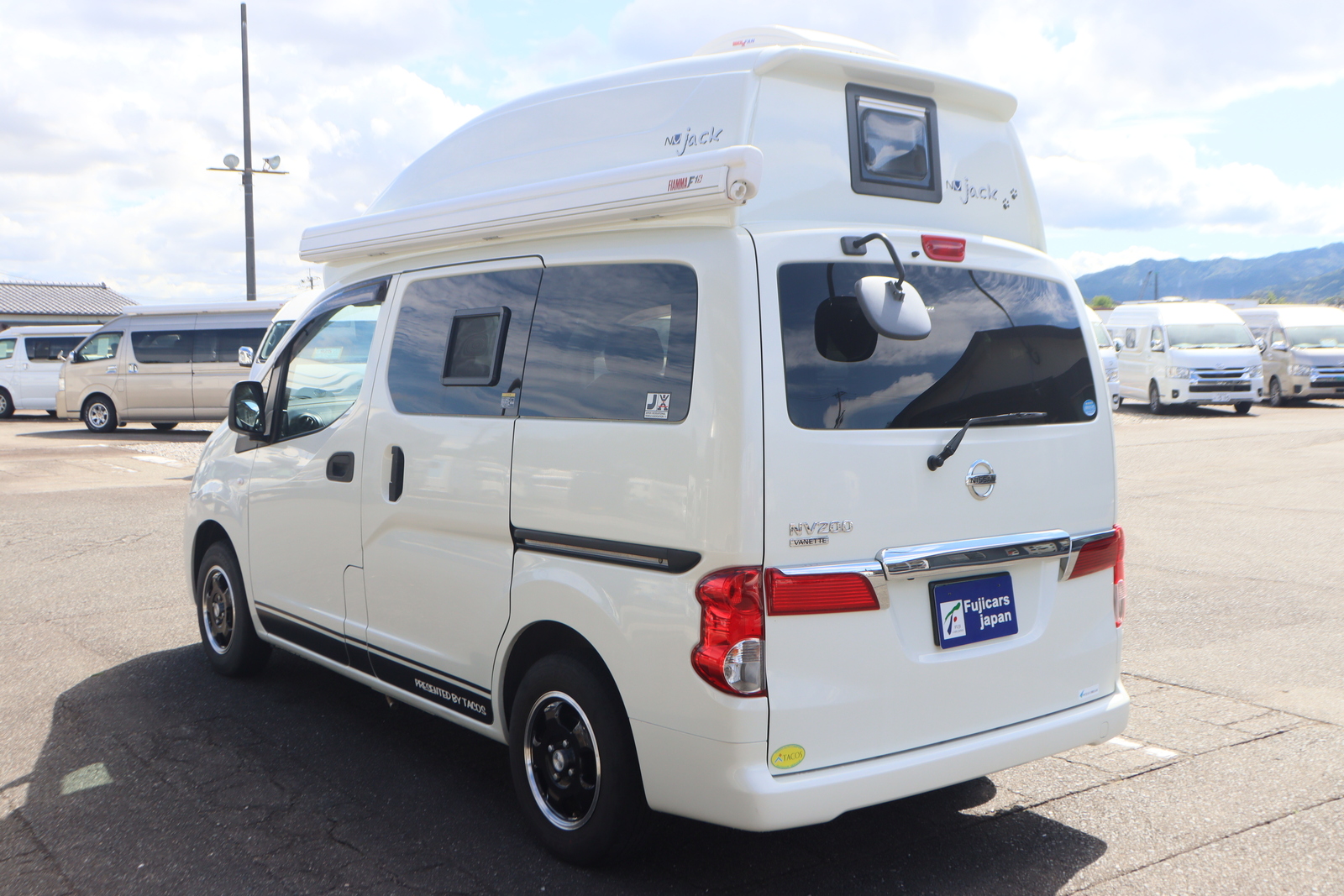 キャンピングカー バンコン NV200ﾊﾞﾈｯﾄ ﾀｺｽ NVｼﾞｬｯｸ