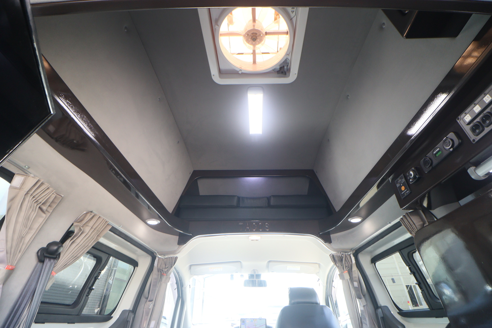 キャンピングカー バンコン NV200ﾊﾞﾈｯﾄ ﾀｺｽ NVｼﾞｬｯｸ