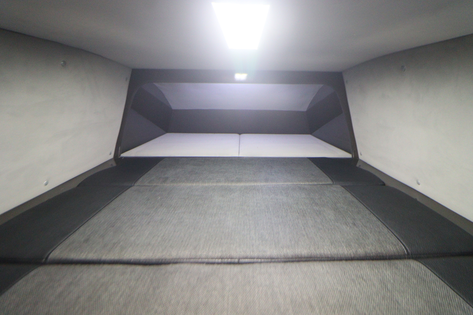 キャンピングカー バンコン NV200ﾊﾞﾈｯﾄ ﾀｺｽ NVｼﾞｬｯｸ