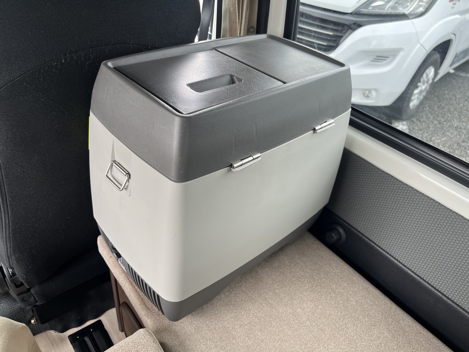 キャンピングカー バンコン ﾌﾛｯﾄﾓﾋﾞｰﾙ ｼｭﾋﾟｰﾚﾝ 4WD FFﾋｰﾀｰ
