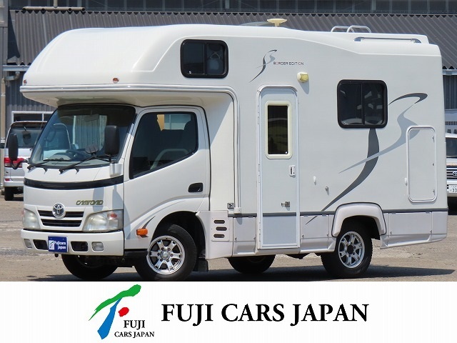 キャンピングカー キャブコン カムロード ナッツRV クレソンボーダーエディション