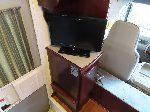 キャンピングカー キャブコン ｶﾑﾛｰﾄﾞ ﾅｯﾂRV ｸﾚｿﾝﾎﾞｰﾀﾞｰｴﾃﾞｨｼｮﾝ