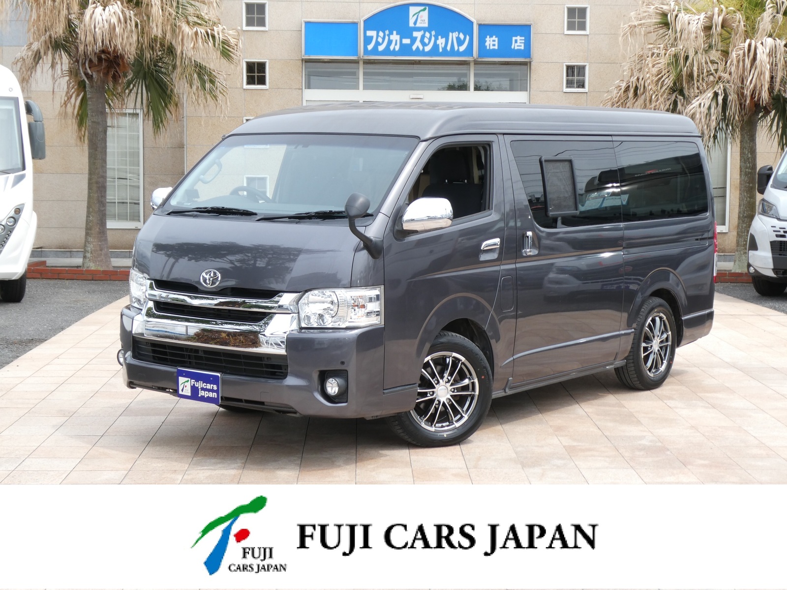 キャンピングカー バンコン リンエイ　バカンチェスリッツ　4WD　FFヒーター