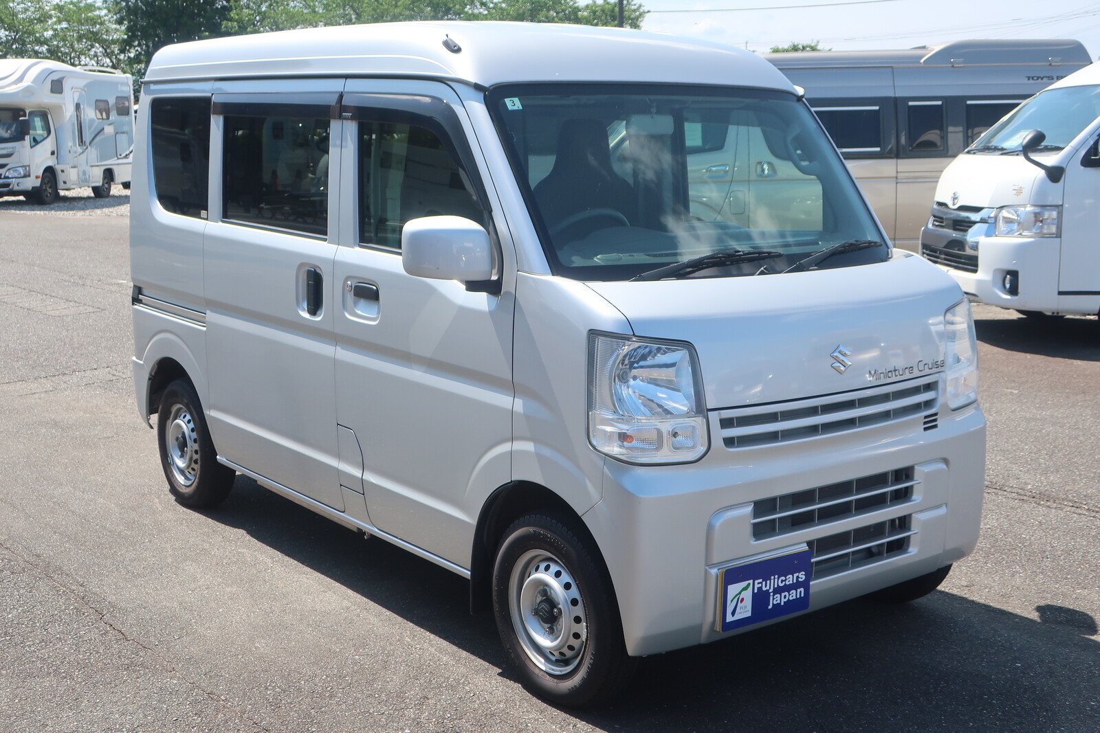 キャンピングカー 軽キャンパー ｴﾌﾞﾘｲ 岡ﾓｰﾀｰｽ ﾐﾆﾁｭｱｸﾙｰｽﾞ