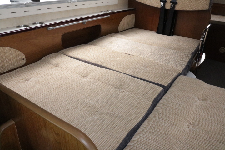 キャンピングカー キャブコン ｶﾑﾛｰﾄﾞ ﾊﾞﾝﾃｯｸ ｼﾞﾙ520 家庭用ｴｱｺﾝ