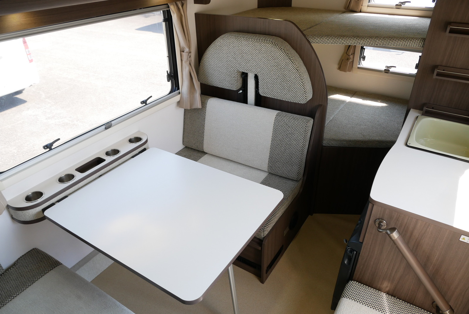 キャンピングカー キャブコン ﾎﾞﾝｺﾞ ﾅｯﾂRV ﾏｯｼｭ ﾀｲﾌﾟA