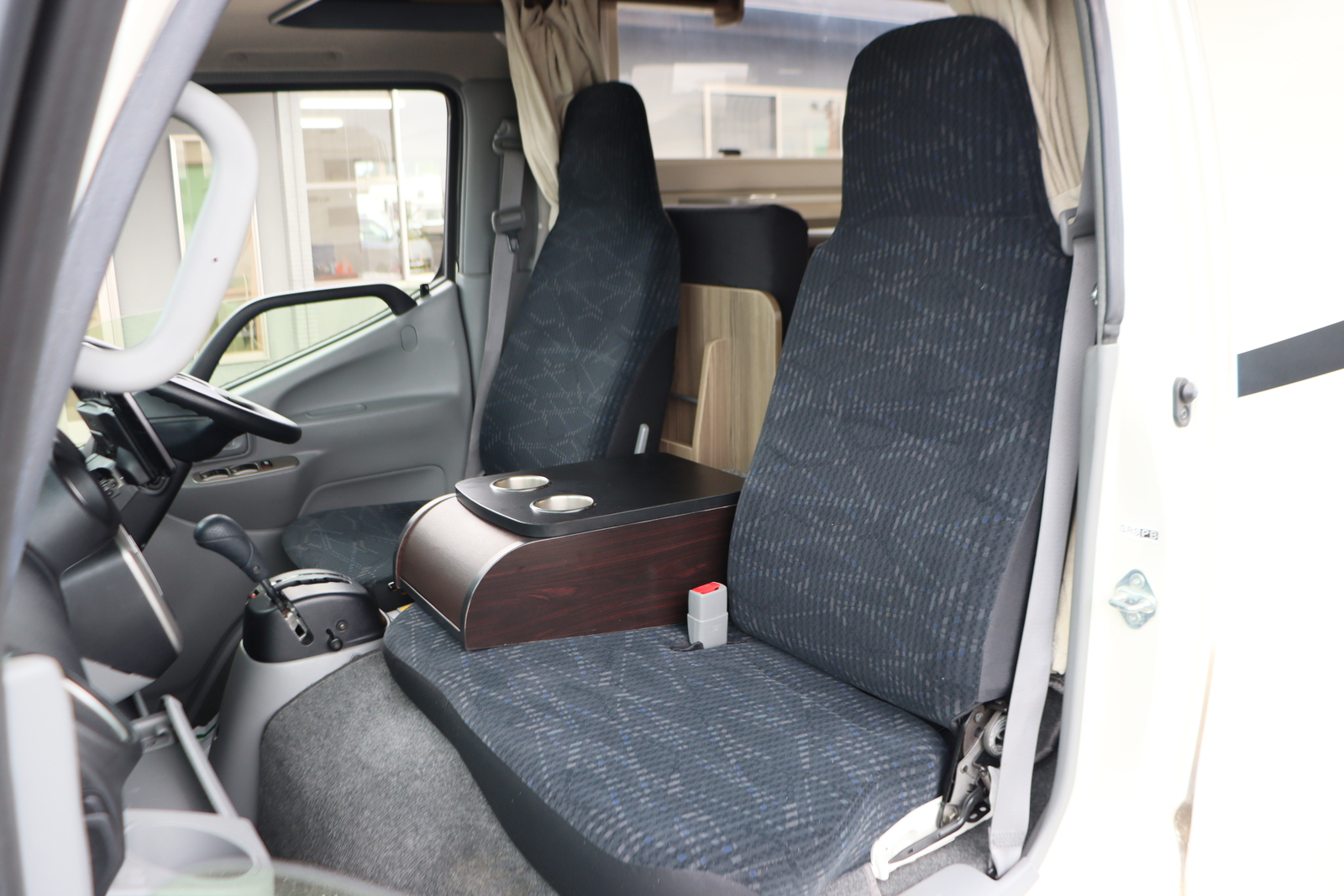 キャンピングカー キャブコン ｶﾑﾛｰﾄﾞ ﾊﾞﾝﾃｯｸ ｼﾞﾙ520 4WD