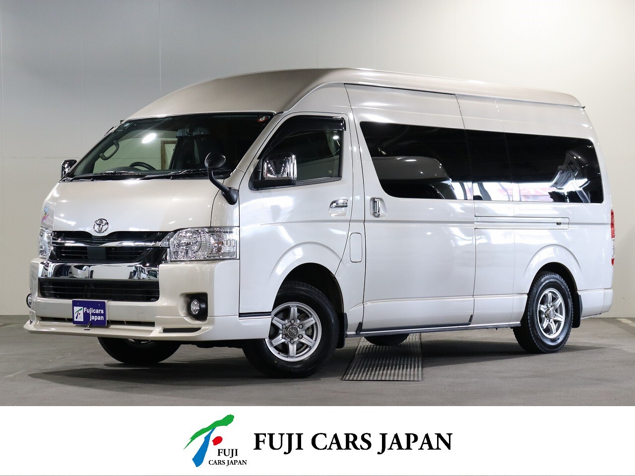 キャンピングカー バンコン ハイエース アルペジオ アクセント 4WD　FF　冷蔵庫