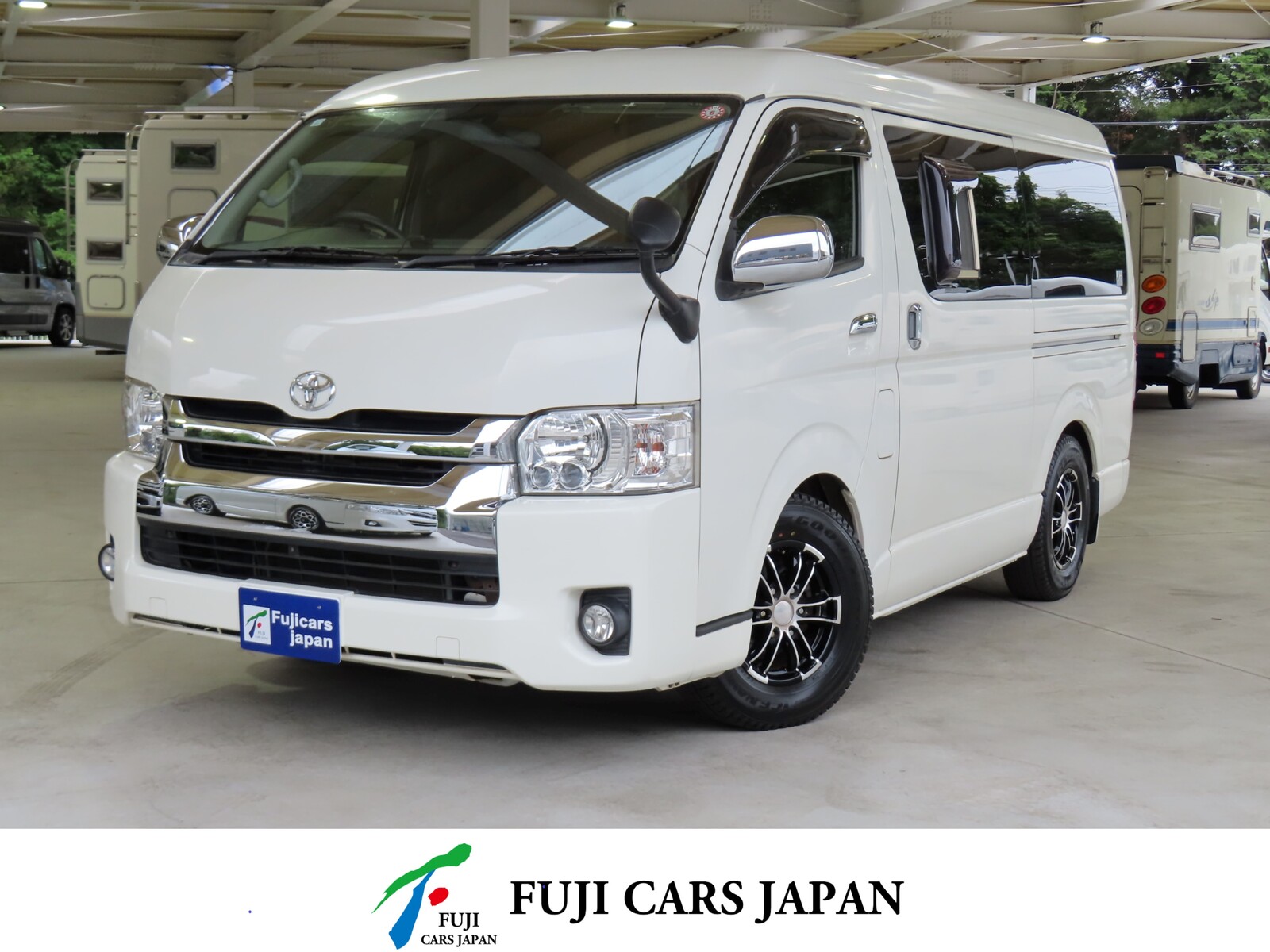 キャンピングカー バンコン ハイエース OMC 北斗 4WD