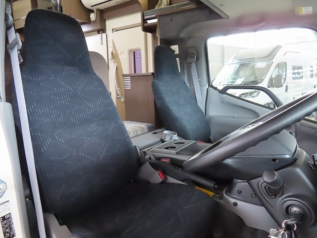 キャンピングカー キャブコン ｶﾑﾛｰﾄﾞ 東和 ｳﾞｫｰﾝR2B 家庭用ｴｱｺﾝ