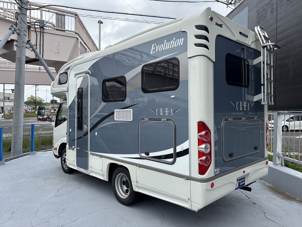 キャンピングカー キャブコン ｶﾑﾛｰﾄﾞ ﾅｯﾂRV ｸﾚｱ5.3Xｴﾎﾞﾘｭｰｼｮﾝ