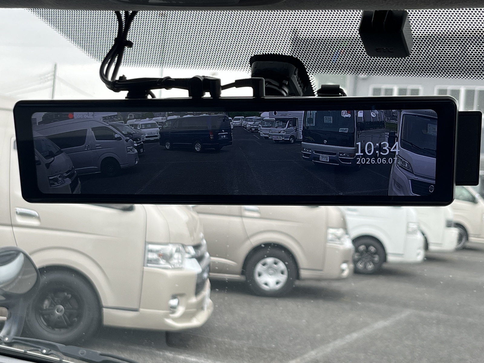 キャンピングカー バンコン RVﾗﾝﾄﾞ ｳﾞｨﾊﾞﾙﾃﾞｨ FFﾋｰﾀｰ 40L冷蔵庫
