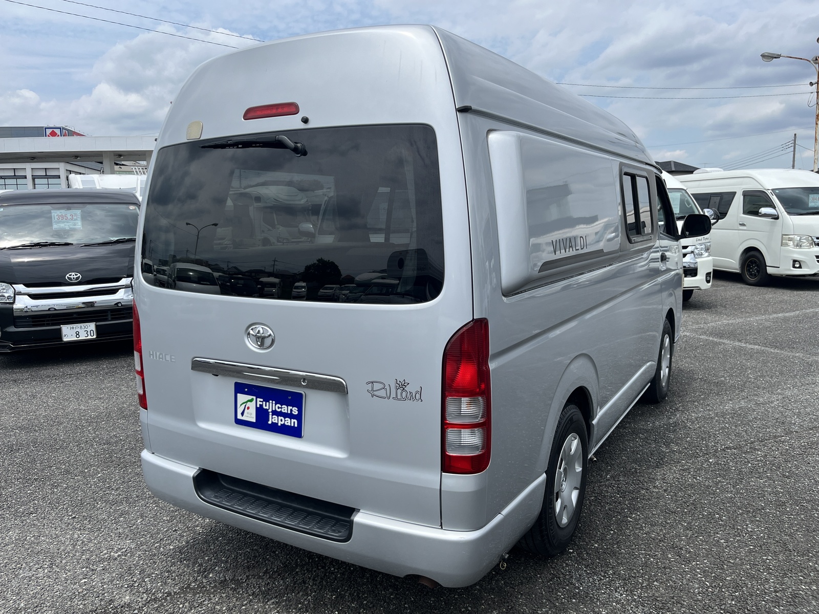 キャンピングカー バンコン RVﾗﾝﾄﾞ ｳﾞｨﾊﾞﾙﾃﾞｨ FFﾋｰﾀｰ 40L冷蔵庫