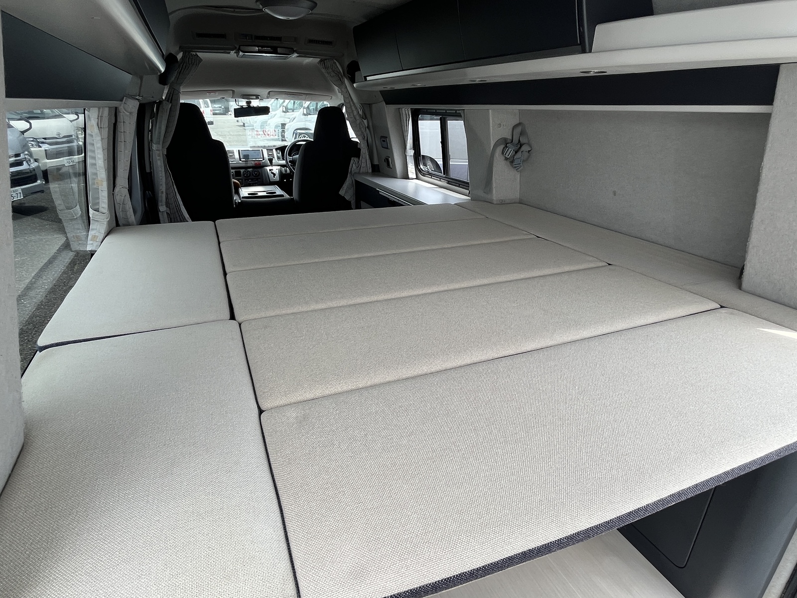 キャンピングカー バンコン RVﾗﾝﾄﾞ ｳﾞｨﾊﾞﾙﾃﾞｨ FFﾋｰﾀｰ 40L冷蔵庫
