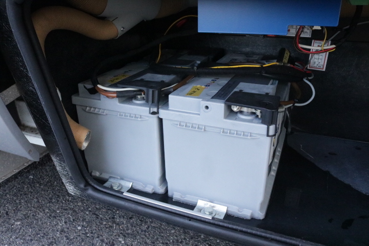 キャンピングカー バスコン ﾍﾞﾝﾂ ﾊｲﾏｰML570 家庭用ｴｱｺﾝ FFﾋｰﾀｰ