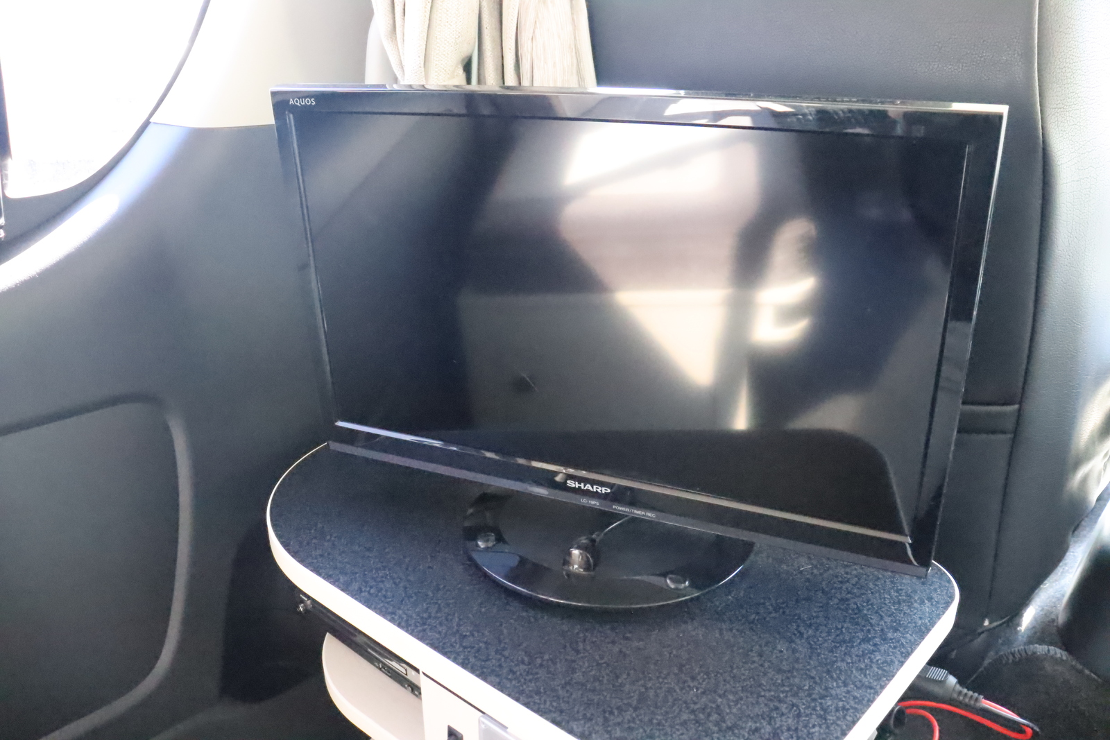 キャンピングカー バンコン ﾊｲｴｰｽ ﾅｯﾂRV ﾌｧﾐﾓ　TV　ﾌﾛﾝﾄﾘｯﾌﾟ