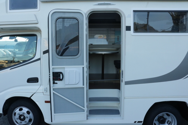 キャンピングカー キャブコン ｶﾑﾛｰﾄﾞ ﾊﾞﾝﾃｯｸ ｼﾞﾙ520 家庭用AC 4WD
