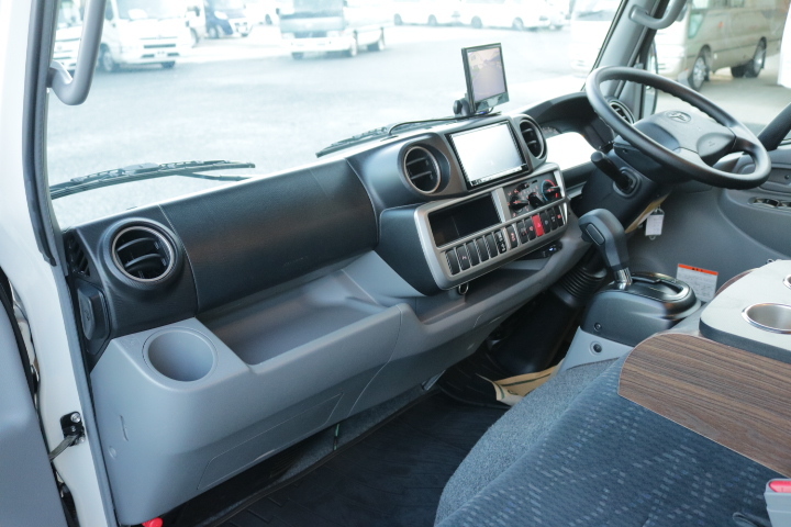 キャンピングカー キャブコン ｶﾑﾛｰﾄﾞ ﾊﾞﾝﾃｯｸ ｼﾞﾙ520 家庭用AC 4WD