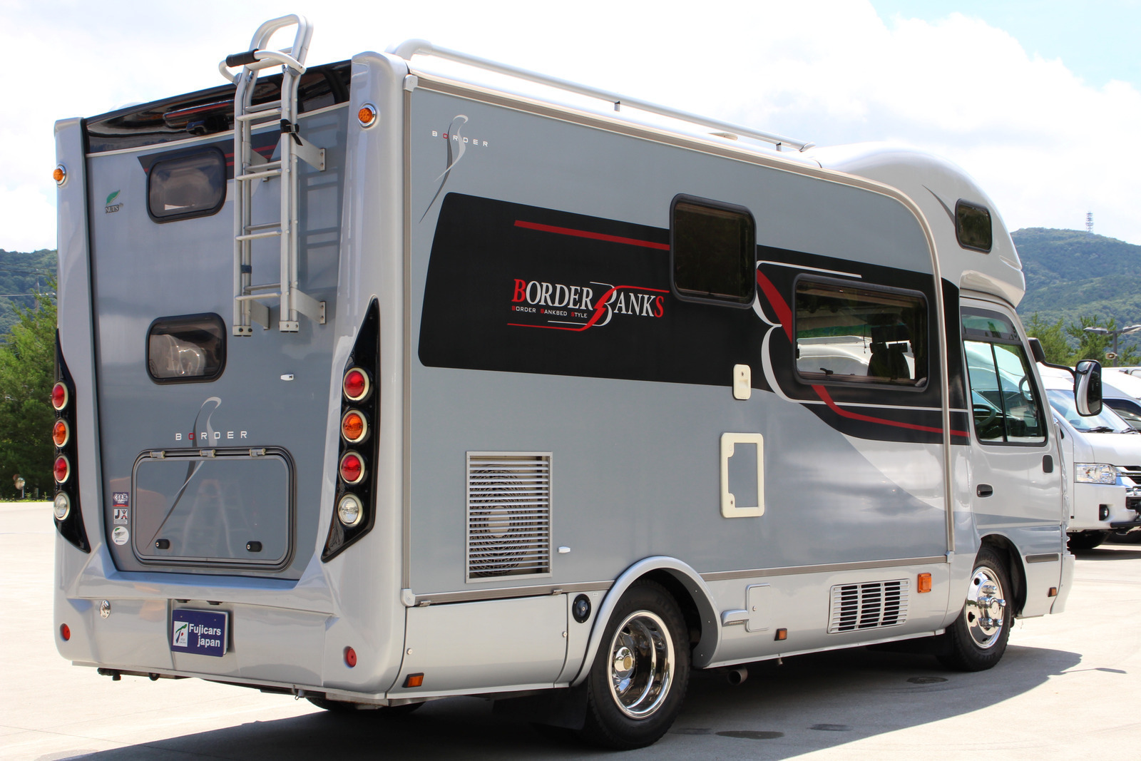 キャンピングカー バスコン ｺｰｽﾀｰ ﾅｯﾂRV ﾎﾞｰﾀﾞｰﾊﾞﾝｸｽ ﾀｲﾌﾟL