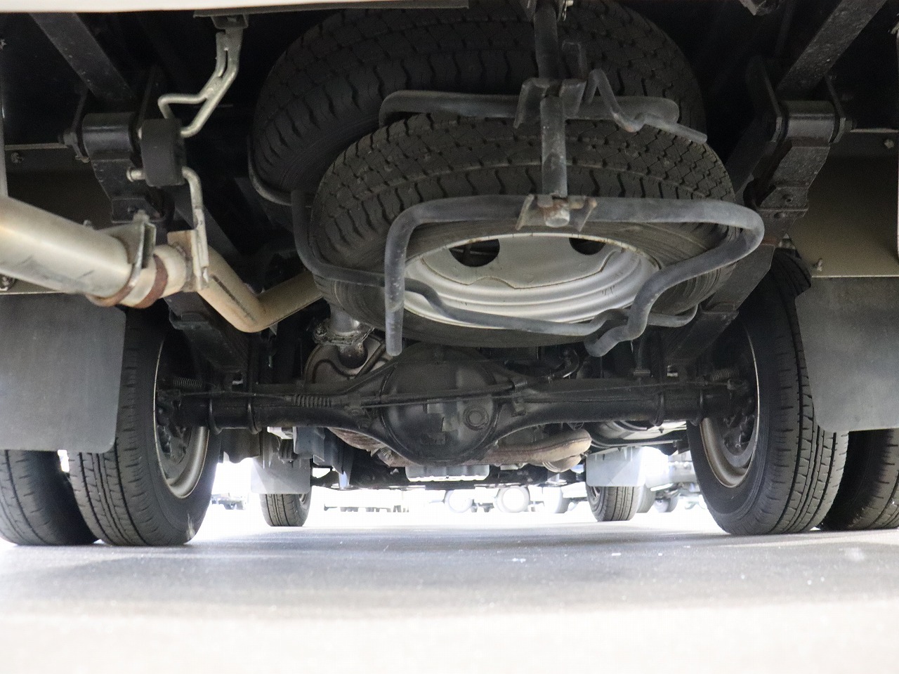 キャンピングカー キャブコン ﾊﾞﾈｯﾄ AtoZ ｱﾐﾃｨ　4WD　FF　ｲﾝﾊﾞｰﾀｰ