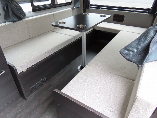 キャンピングカー バンコン ﾊｲｴｰｽ ﾌﾚｯｸｽ ﾓﾋﾞｰﾃﾞｨｯｸNH02 4WD