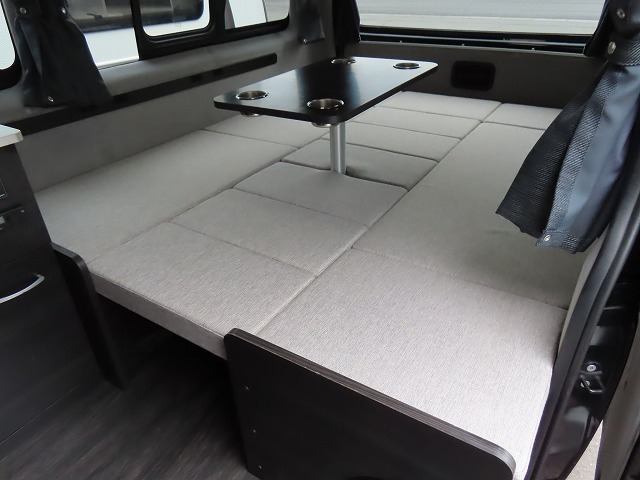 キャンピングカー バンコン ﾊｲｴｰｽ ﾌﾚｯｸｽ ﾓﾋﾞｰﾃﾞｨｯｸNH02 4WD