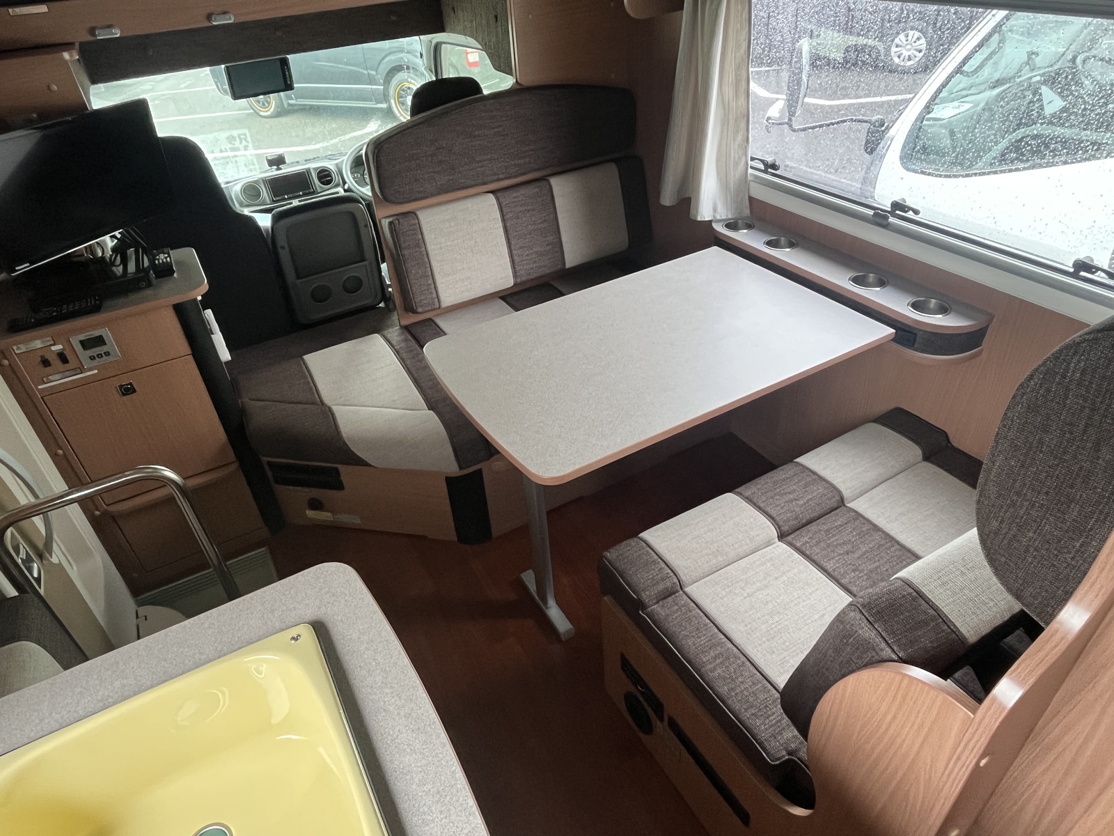 キャンピングカー キャブコン 東和ﾓｰﾀｰｽ ｳﾞｫｰﾝｽﾞｨｰﾍﾞﾝ 家AC 1ｵｰﾅｰ