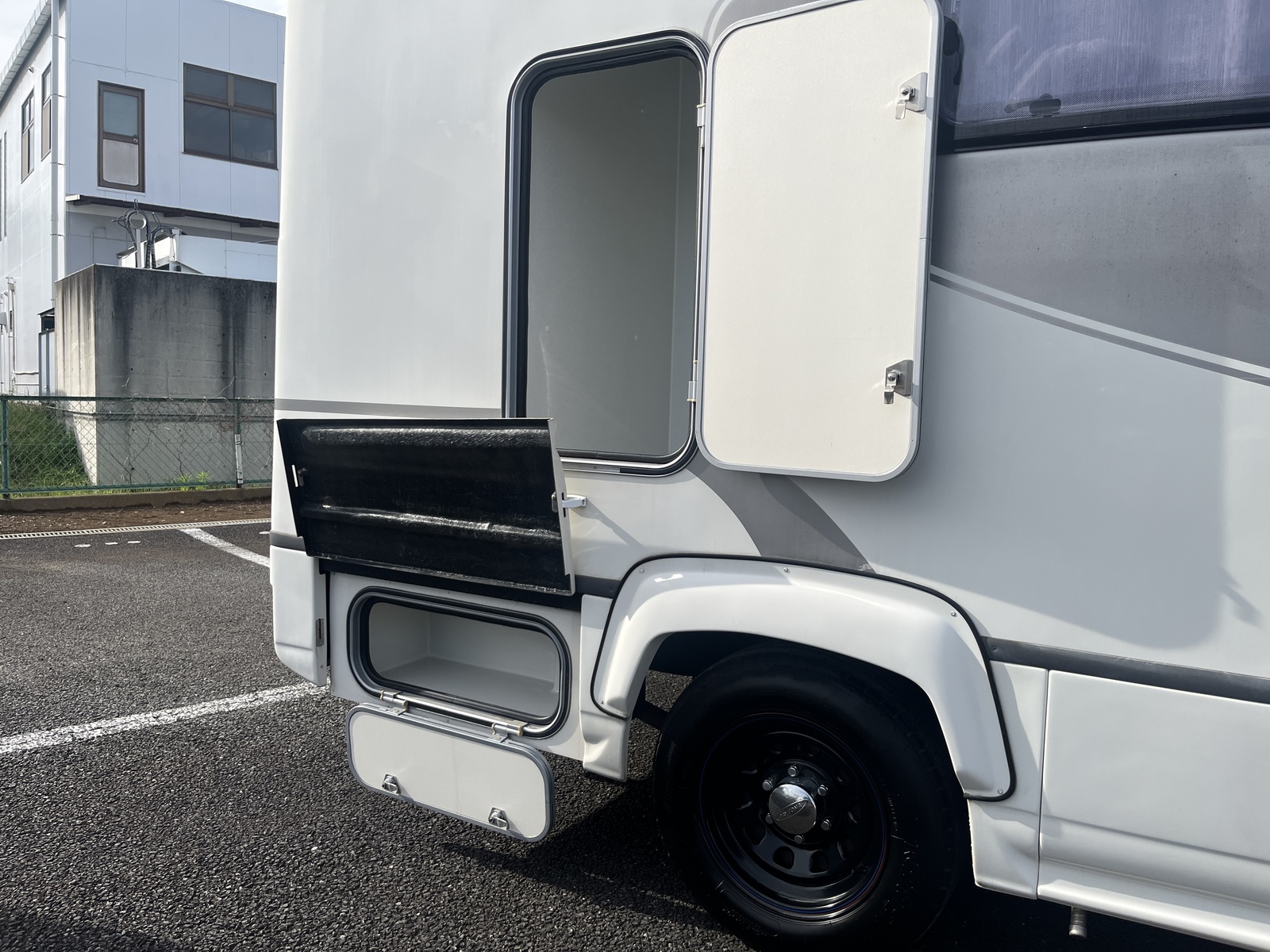 キャンピングカー キャブコン 東和ﾓｰﾀｰｽ ｳﾞｫｰﾝｽﾞｨｰﾍﾞﾝ 家AC 1ｵｰﾅｰ