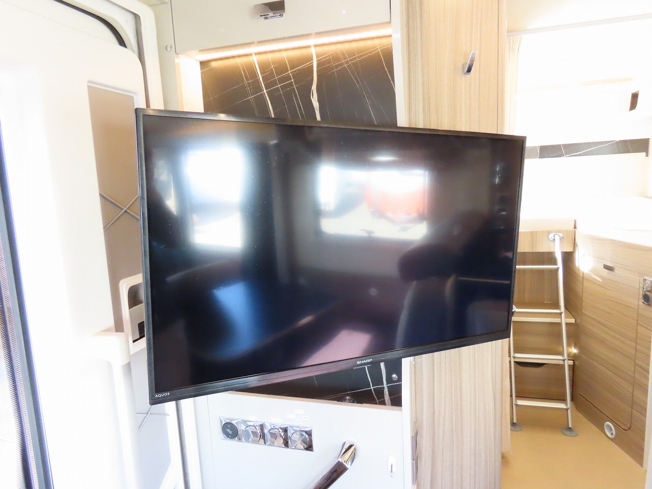 キャンピングカー バスコン ﾃﾞｭｶﾄ ﾊﾞｰｽﾄﾅｰ ﾘｾｵ690G HL