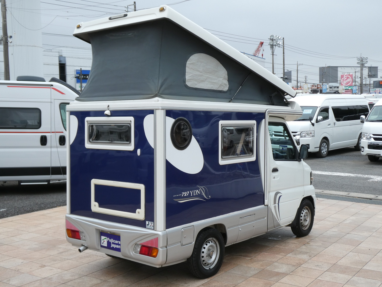キャンピングカー 軽キャンパー ｲﾝﾃﾞｨｱﾅRV　ｲﾝﾃﾞｨ727　FF　ｲﾝﾊﾞｰﾀｰ