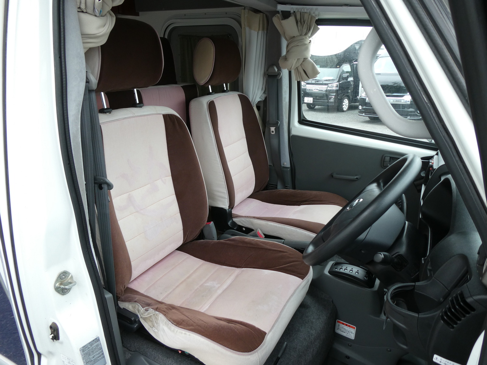 キャンピングカー 軽キャンパー ｲﾝﾃﾞｨｱﾅRV　ｲﾝﾃﾞｨ727　FF　ｲﾝﾊﾞｰﾀｰ
