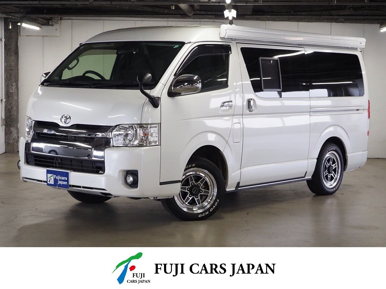 キャンピングカー バンコン ハイエース リラックスワゴン タイプ2 4WD　冷蔵庫