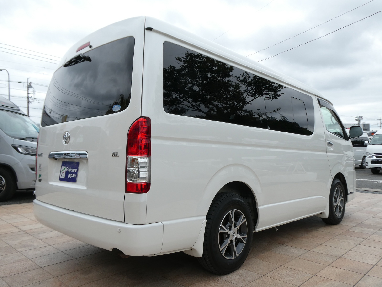 キャンピングカー バンコン ﾅｯﾂRV　ﾄﾗｲｱﾙ　ﾀｲﾌﾟC　FFﾋｰﾀｰ　DC冷蔵庫
