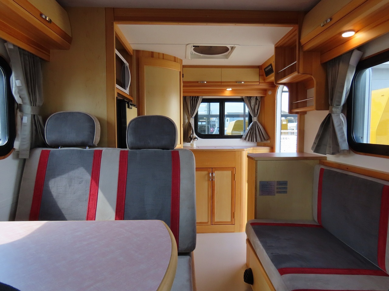 キャンピングカー キャブコン NV200ﾊﾞﾈｯﾄ AtoZ ｱﾙﾌｧ
