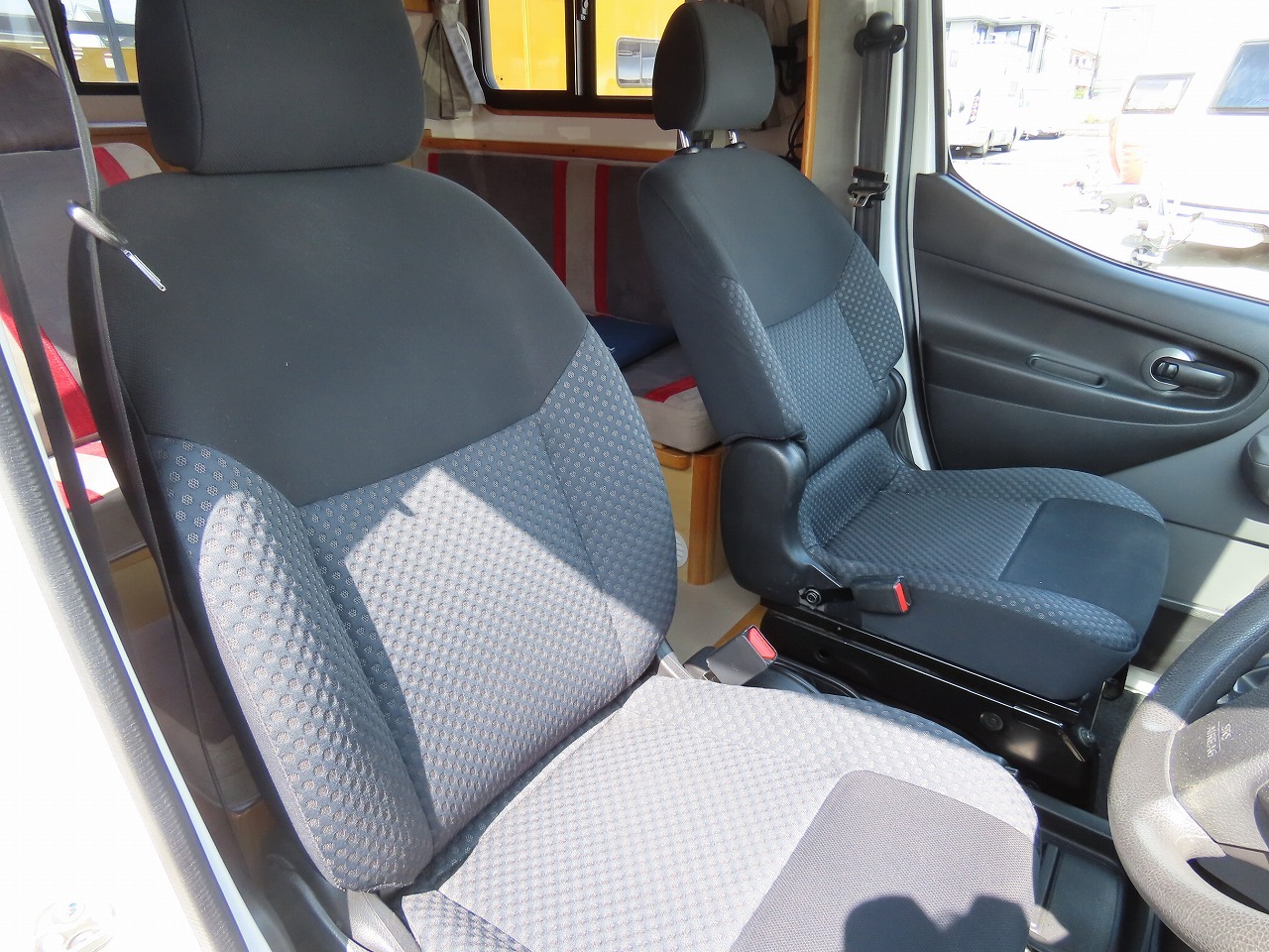 キャンピングカー キャブコン NV200ﾊﾞﾈｯﾄ AtoZ ｱﾙﾌｧ