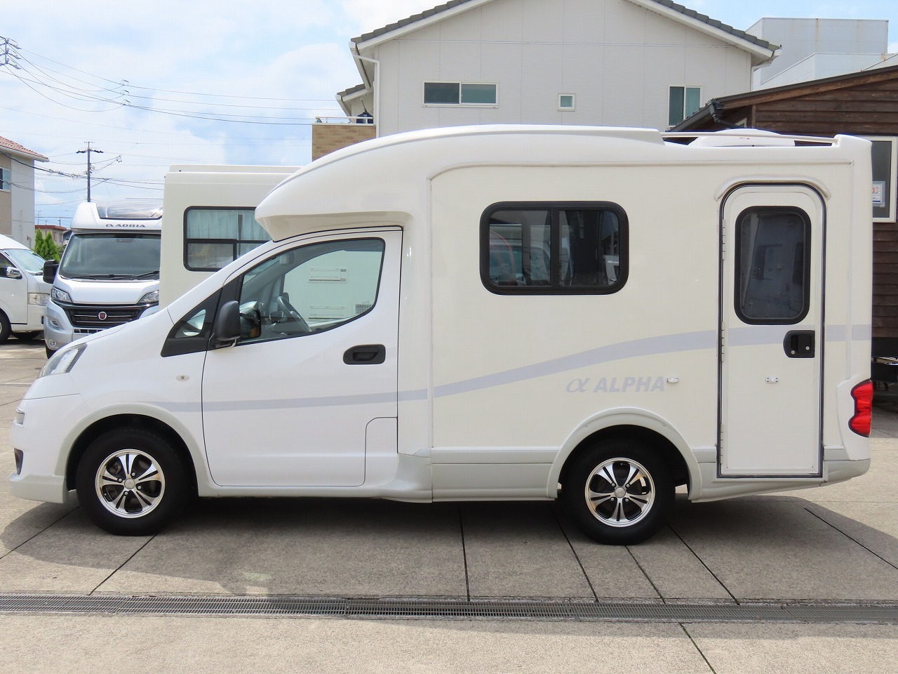 キャンピングカー キャブコン NV200ﾊﾞﾈｯﾄ AtoZ ｱﾙﾌｧ