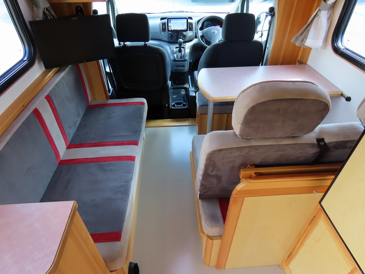 キャンピングカー キャブコン NV200ﾊﾞﾈｯﾄ AtoZ ｱﾙﾌｧ