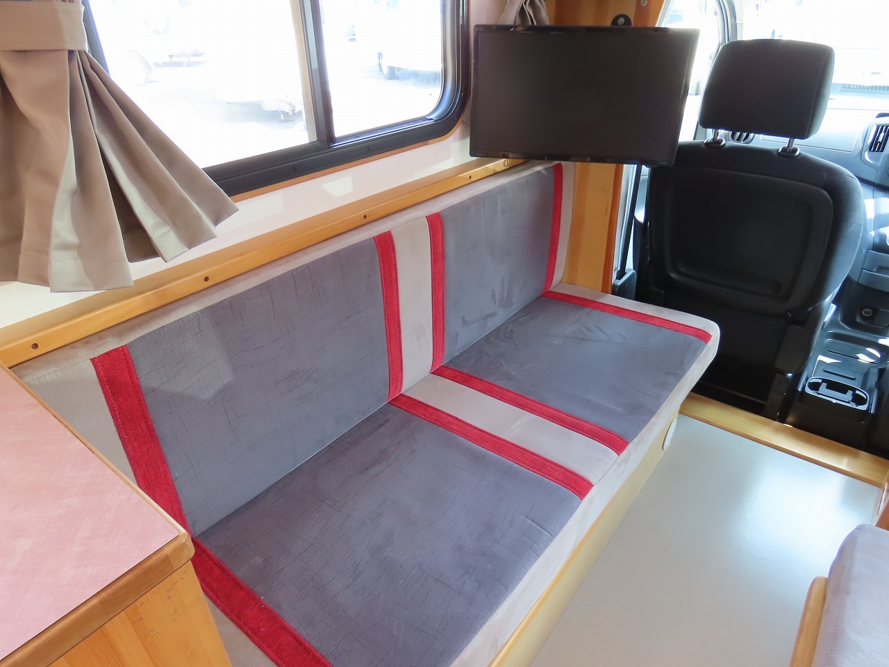 キャンピングカー キャブコン NV200ﾊﾞﾈｯﾄ AtoZ ｱﾙﾌｧ