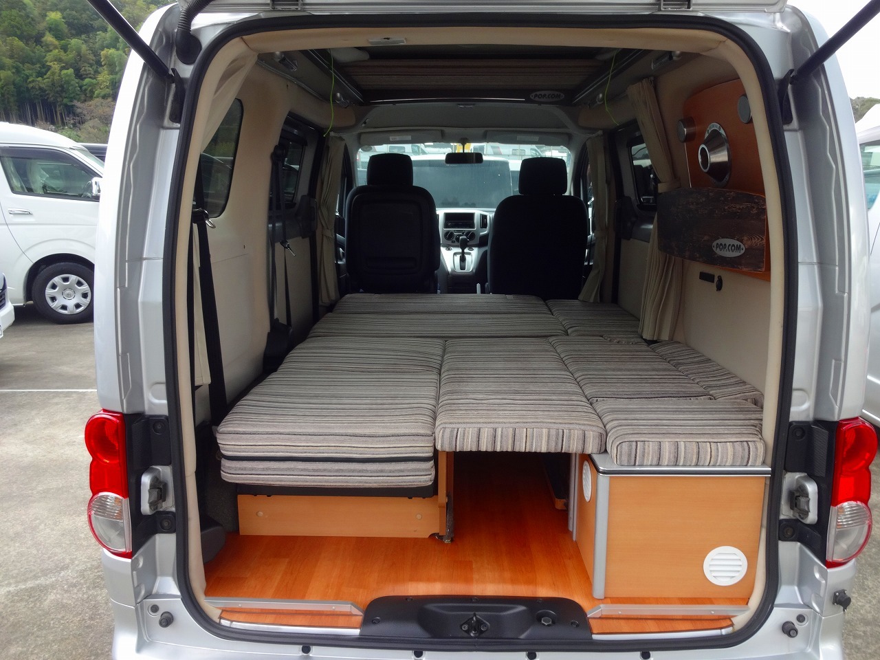 キャンピングカー バンコン NV200　ｷｬﾝﾊﾟｰ広島　ﾎﾟｯﾌﾟｺﾝ ｷｬﾝﾊﾟｰR