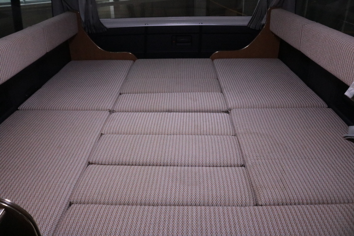 キャンピングカー バンコン ﾊｲｴｰｽ かｰいんてりあ高橋 ﾘﾗｯｸｽﾜｺﾞﾝ