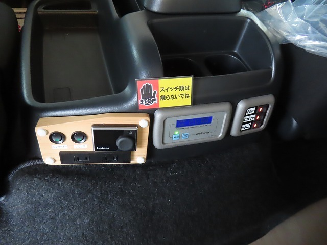 キャンピングカー バンコン ﾊｲｴｰｽ RVﾗﾝﾄﾞ ﾗﾝﾄﾞﾜｺﾞﾝﾘﾉ 4WD